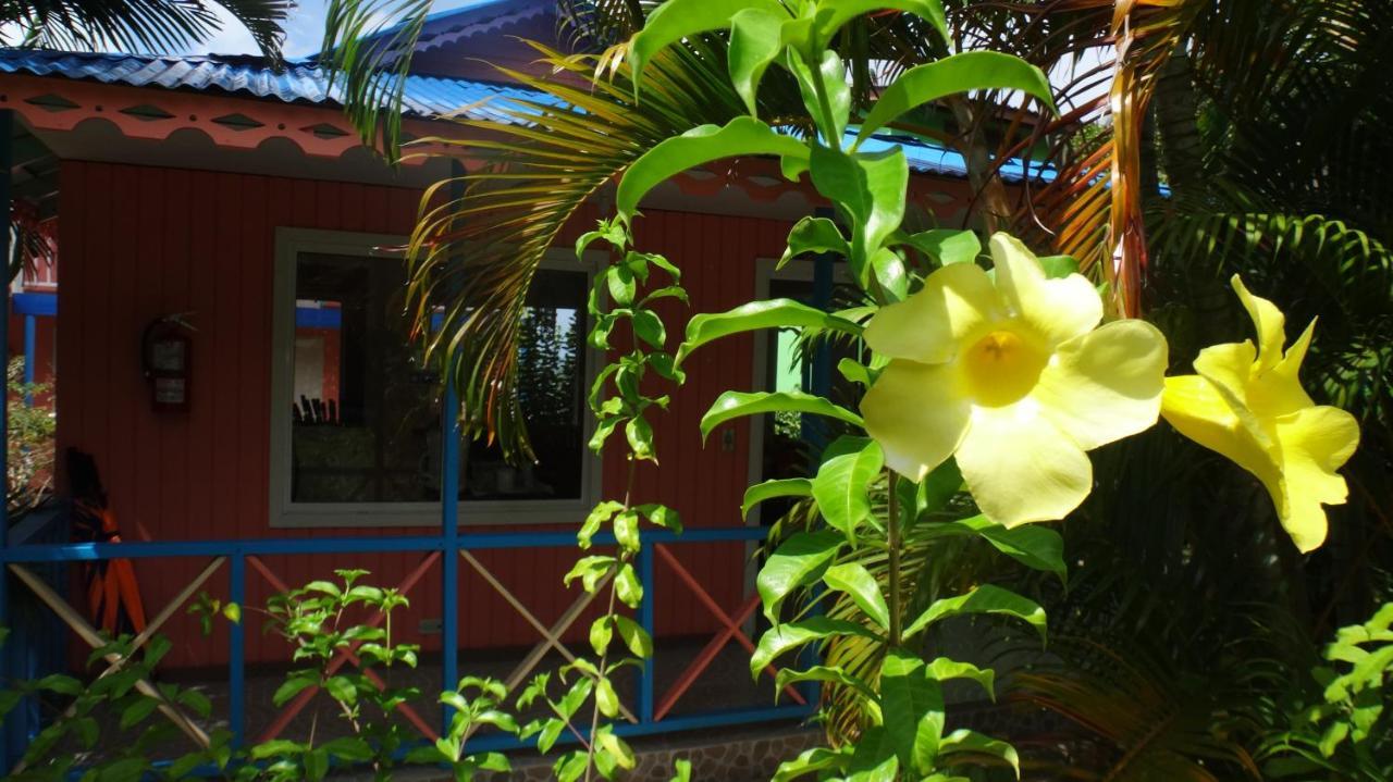 Hotel Posada Del Mar Fresh Water Bay Exterior foto